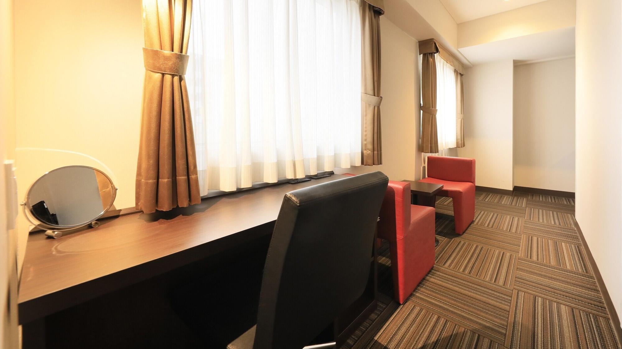Atsugi Urban Hotel Extérieur photo