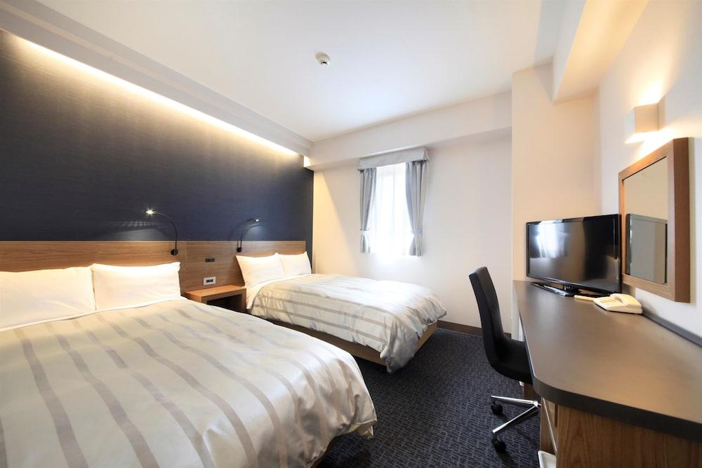Atsugi Urban Hotel Extérieur photo